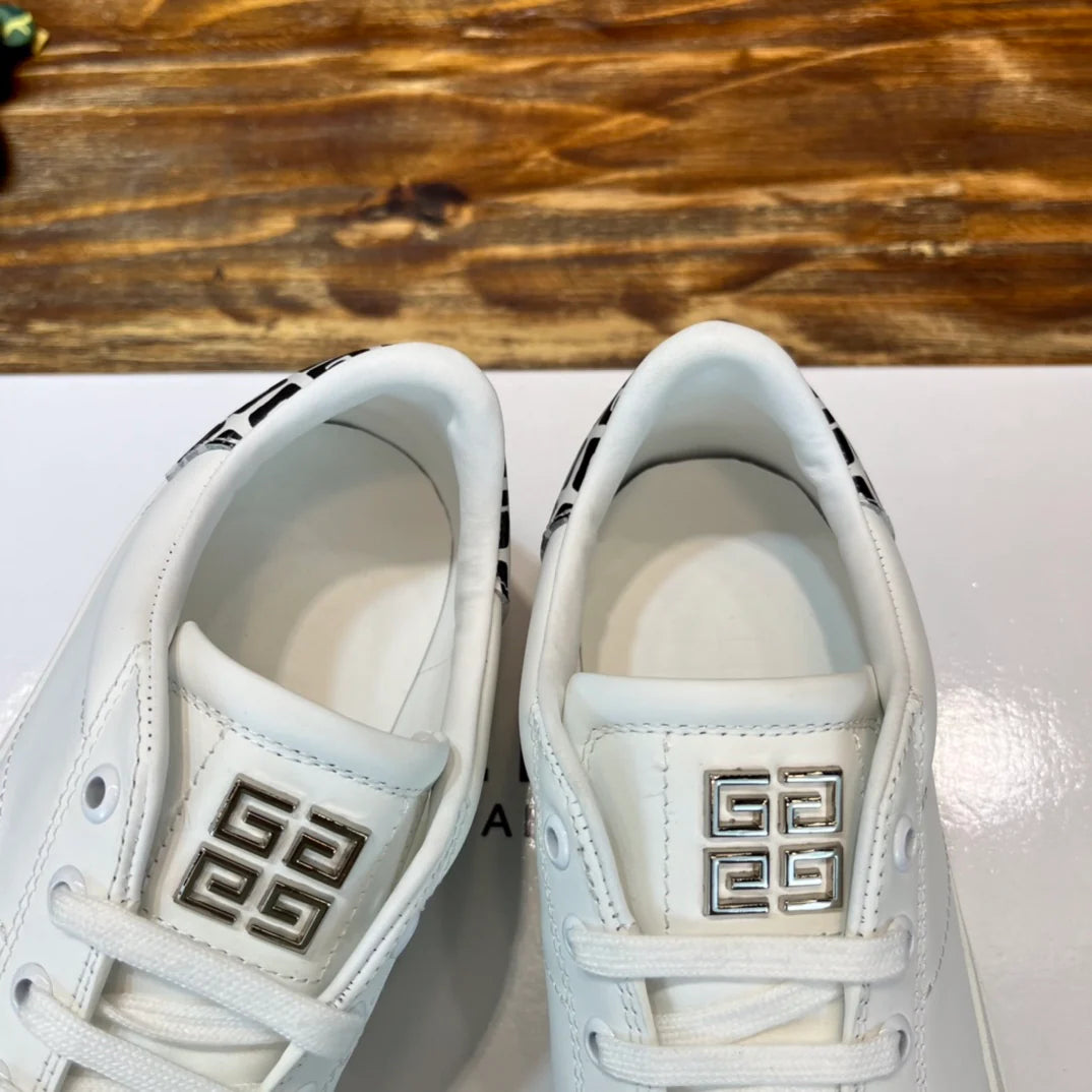 GVC SNEAKER