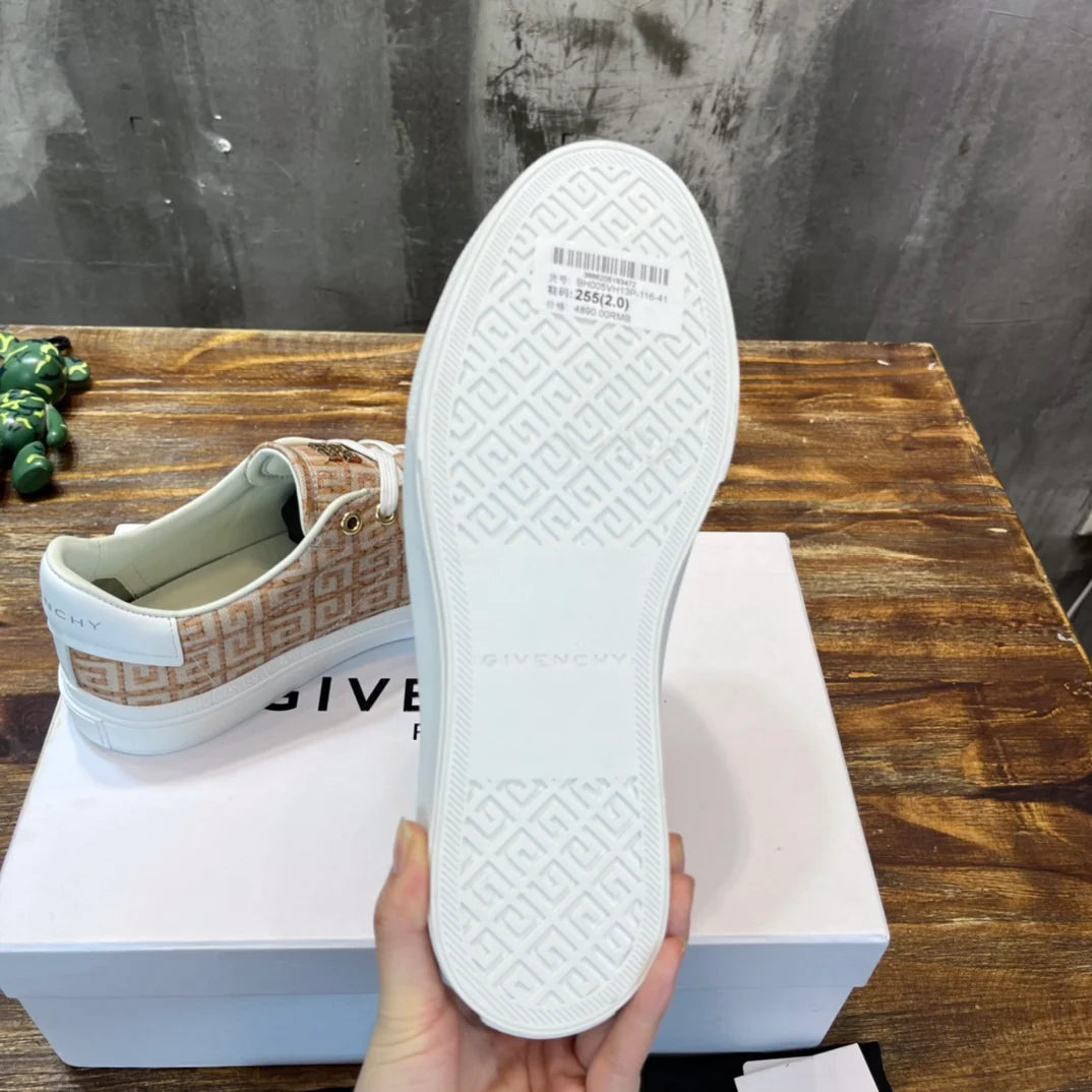 GVC SNEAKER