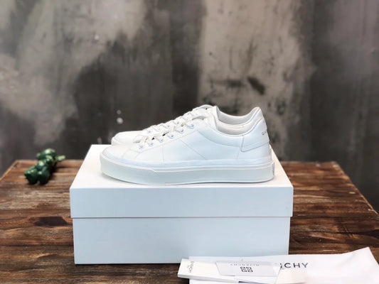 GVC SNEAKER