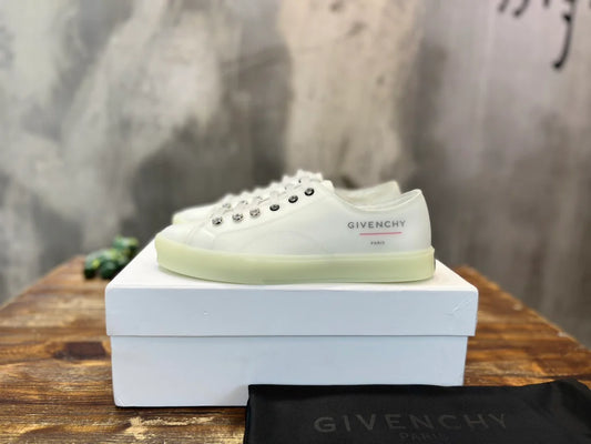 GVC SNEAKER