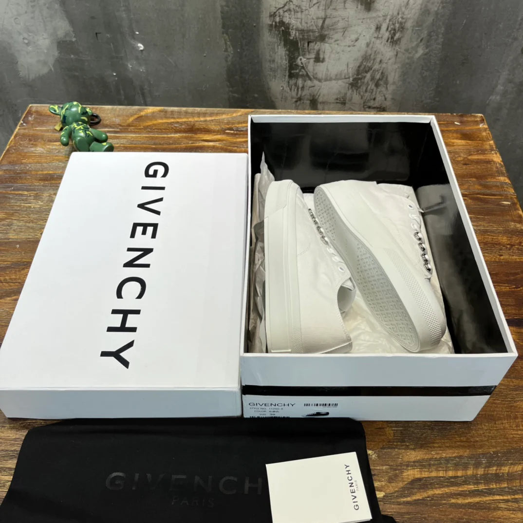 GVC SNEAKER