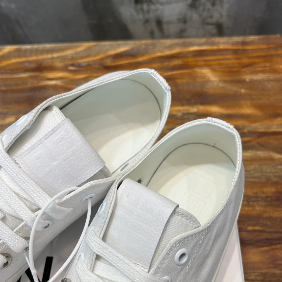 GVC SNEAKER