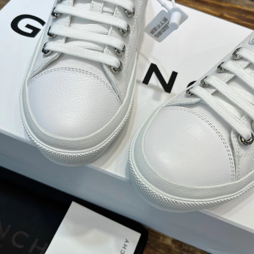 GVC SNEAKER