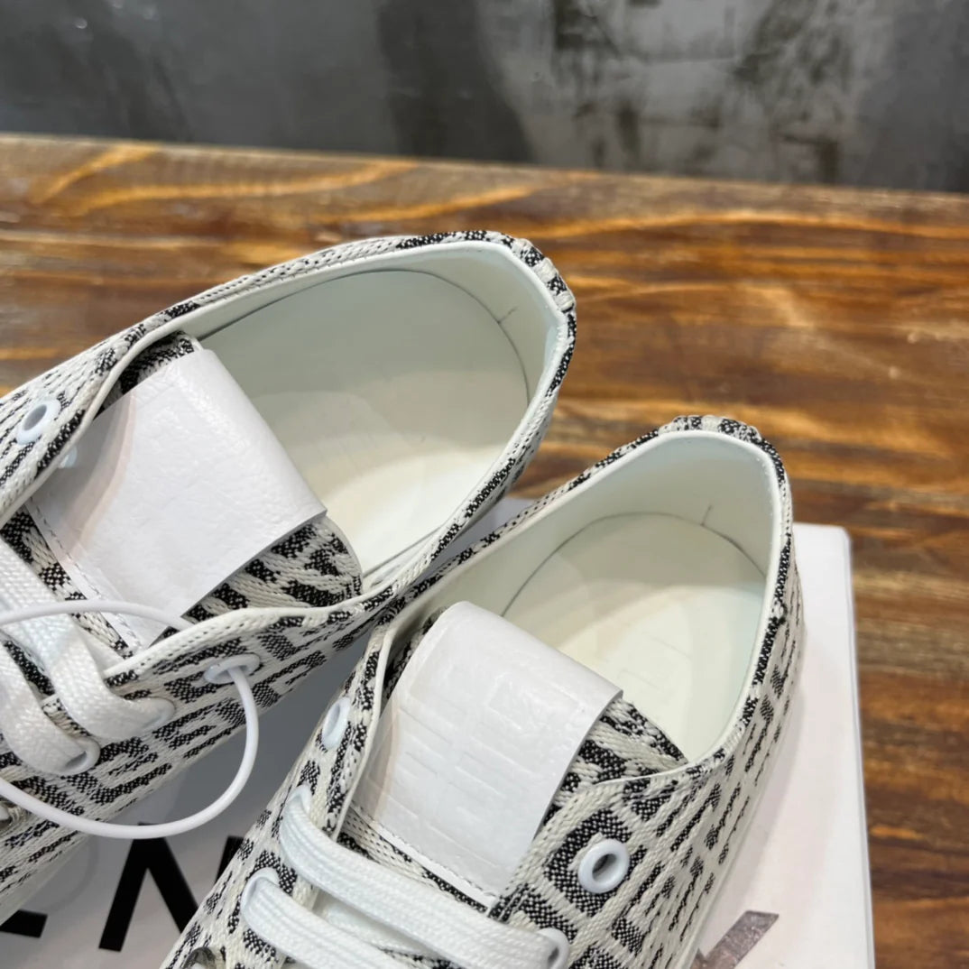 GVC SNEAKER