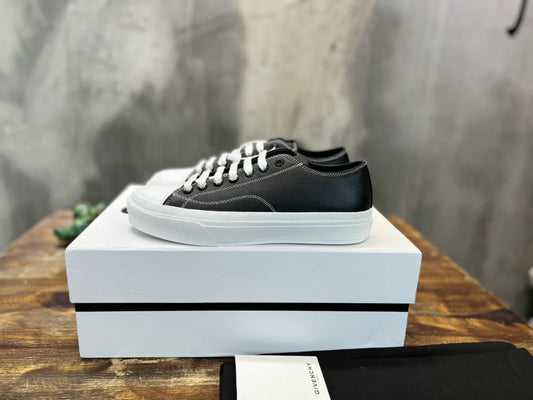 GVC SNEAKER