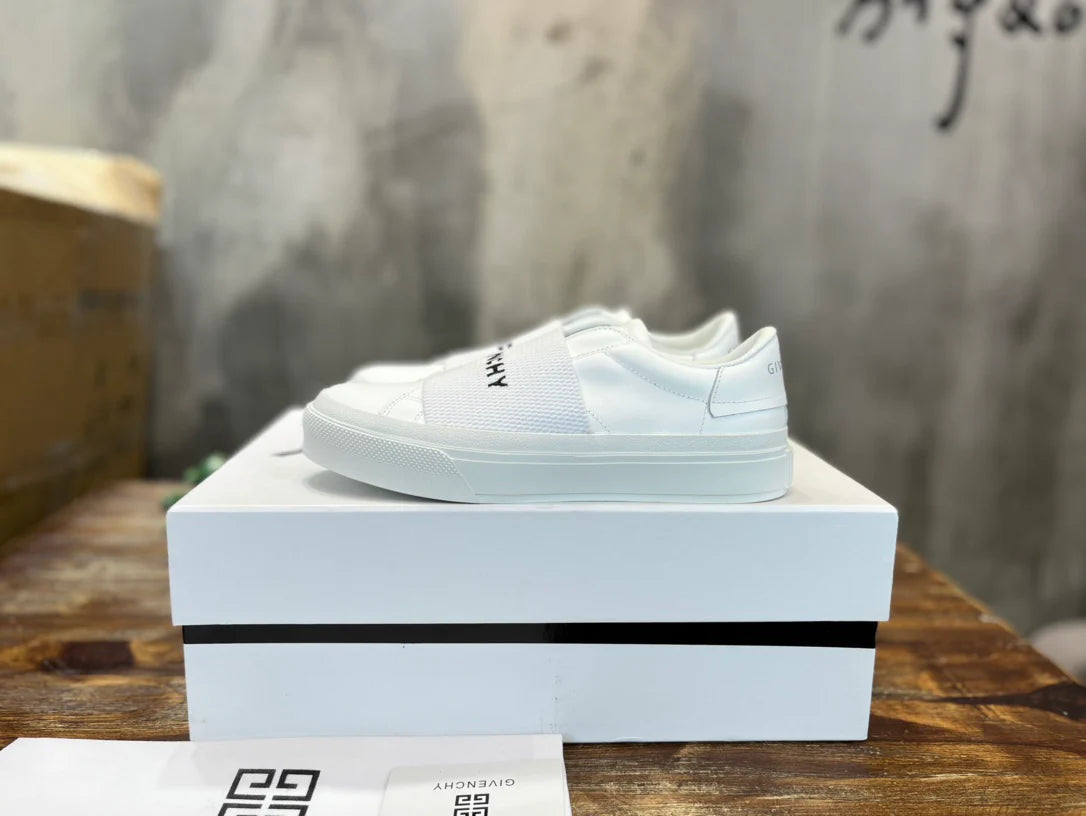 GVC SNEAKER