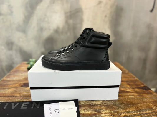 GVC SNEAKER