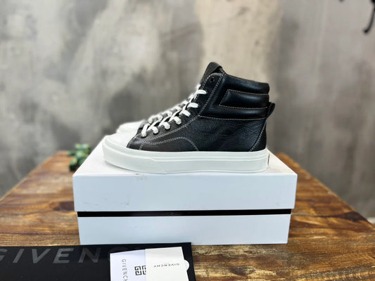 GVC SNEAKER