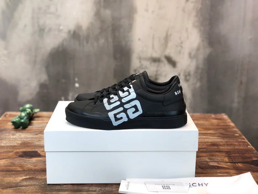 GVC SNEAKER