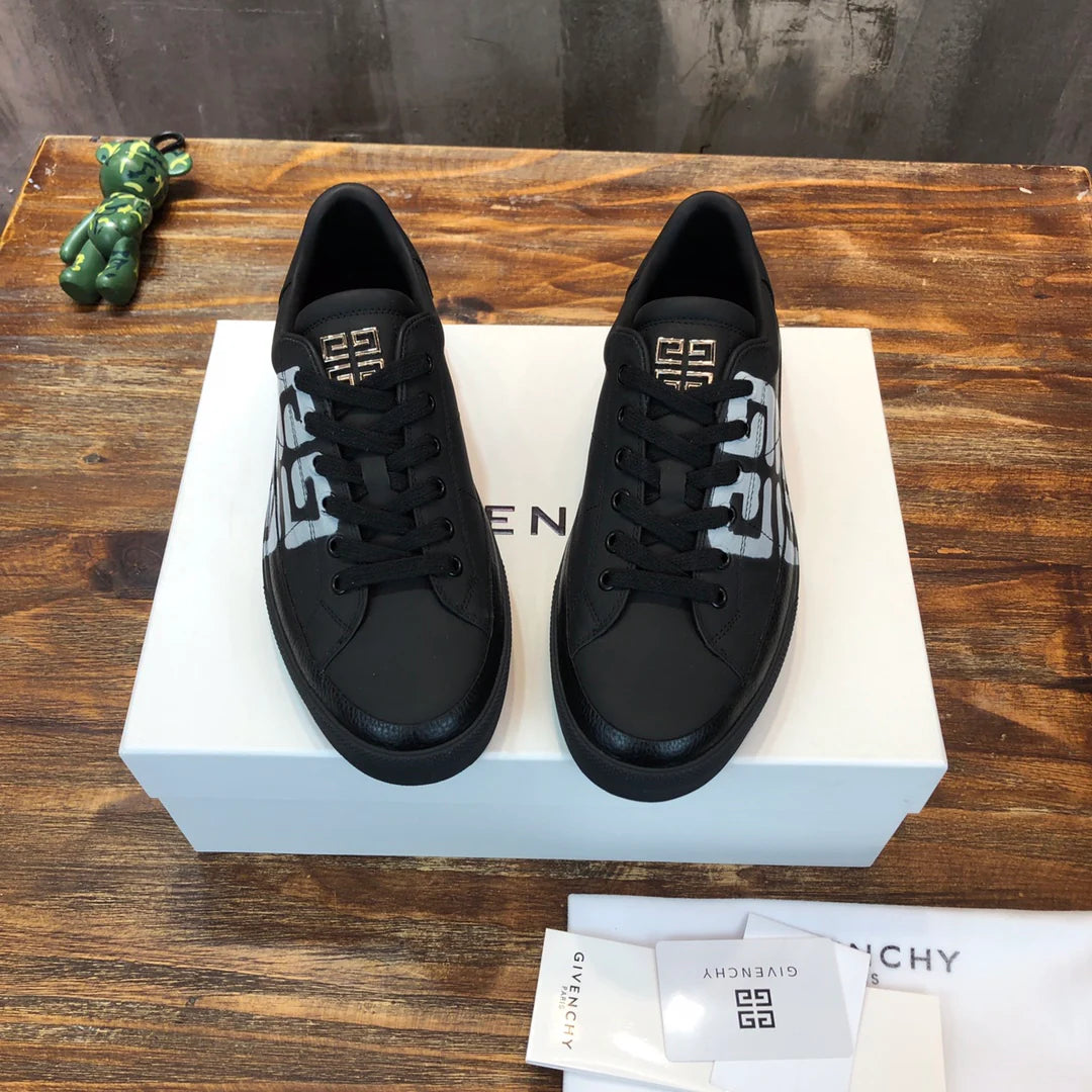 GVC SNEAKER