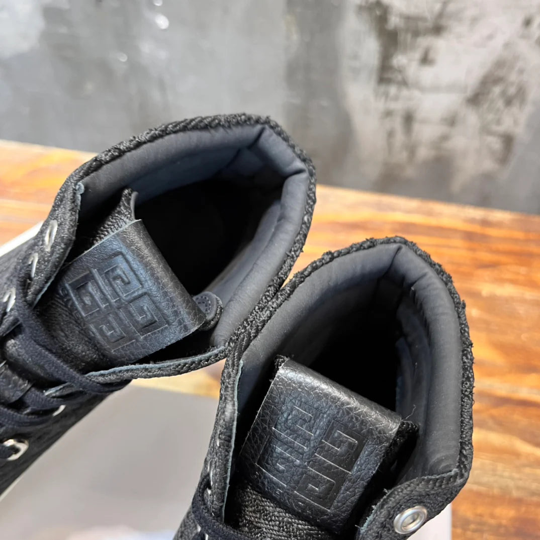 GVC SNEAKER