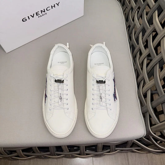 GVC SNEAKER