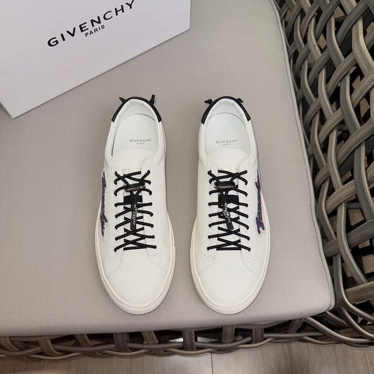 GVC SNEAKER