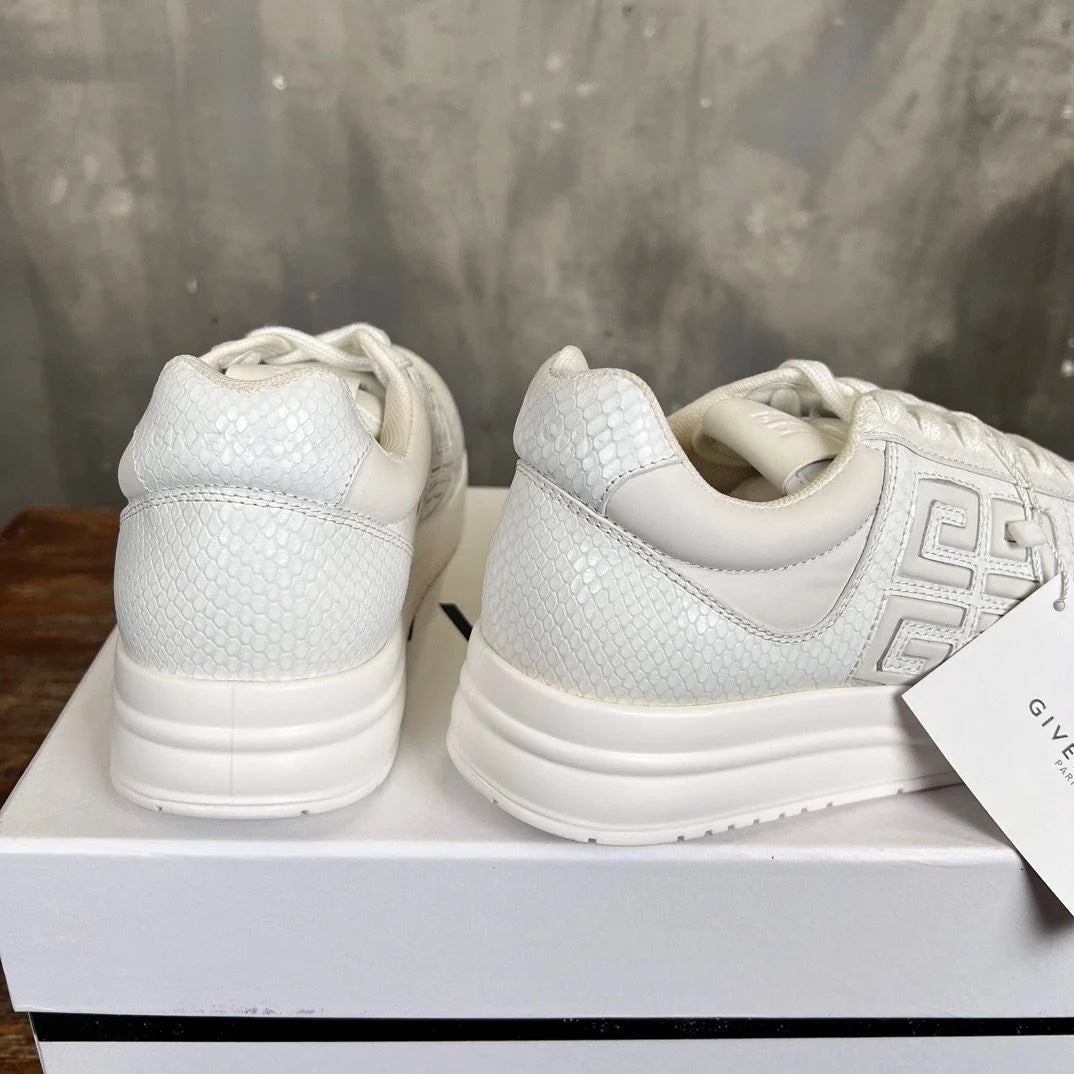 GVC SNEAKER
