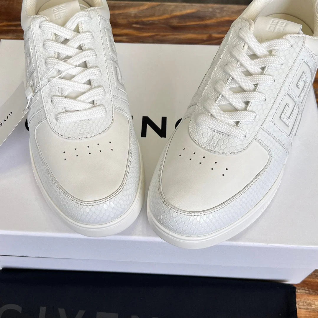 GVC SNEAKER
