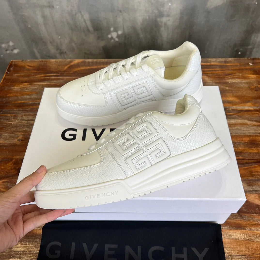 GVC SNEAKER