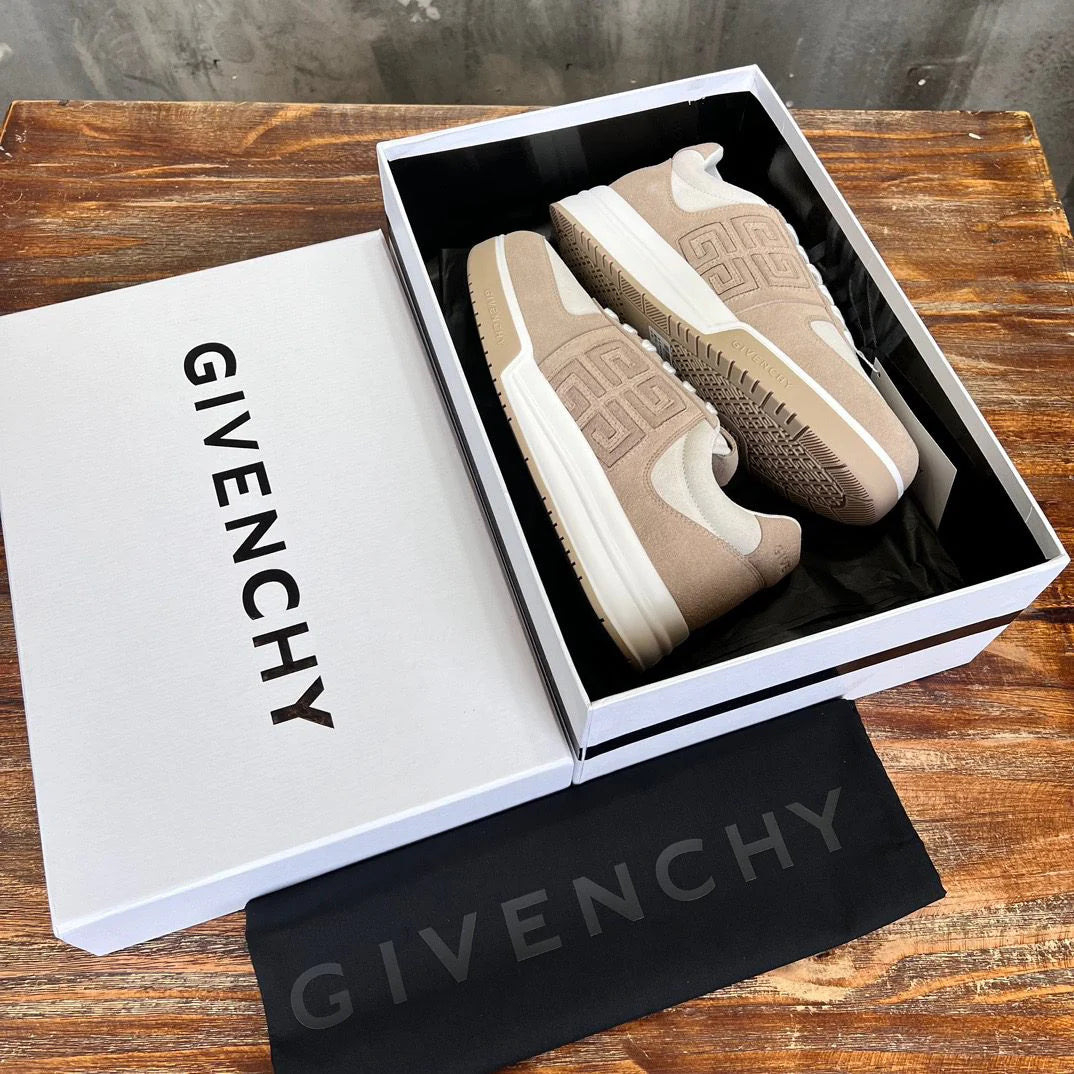 GVC SNEAKER