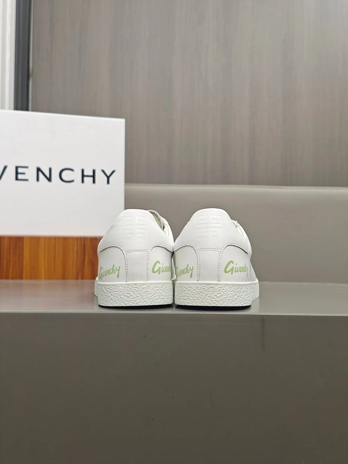 GVC SNEAKER