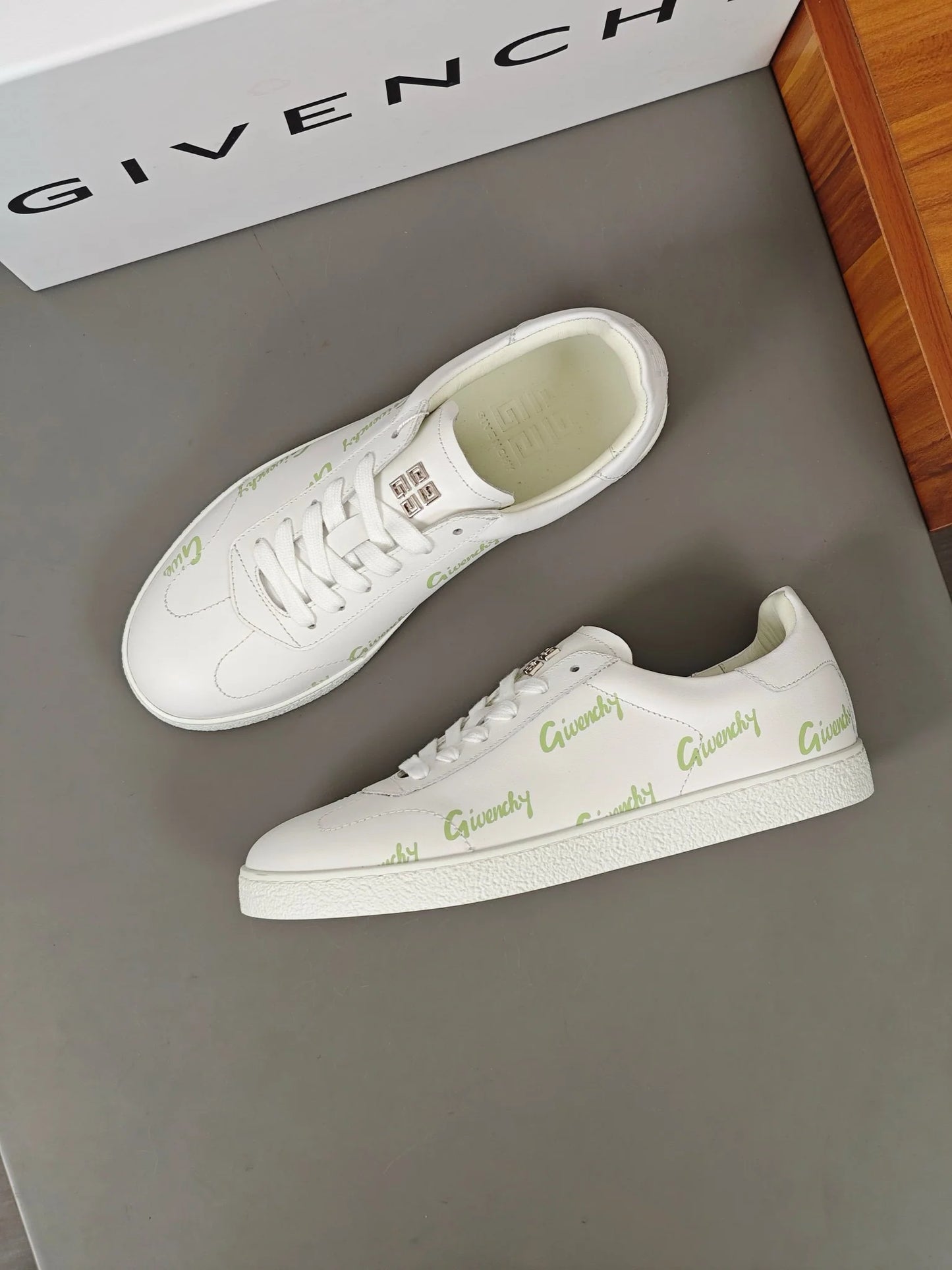 GVC SNEAKER