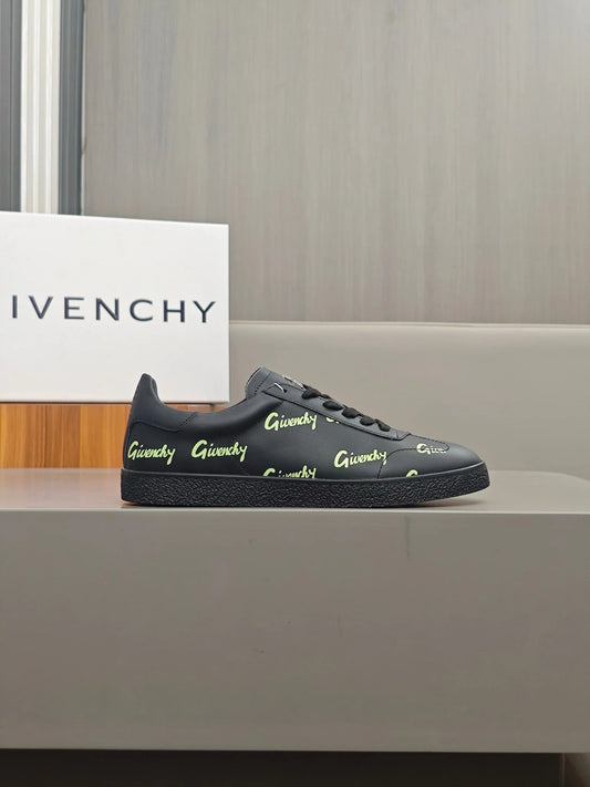 GVC SNEAKER