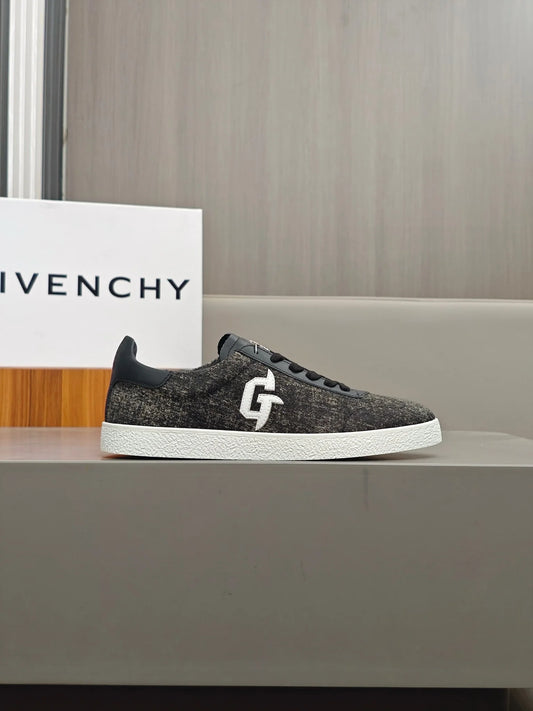 GVC SNEAKER