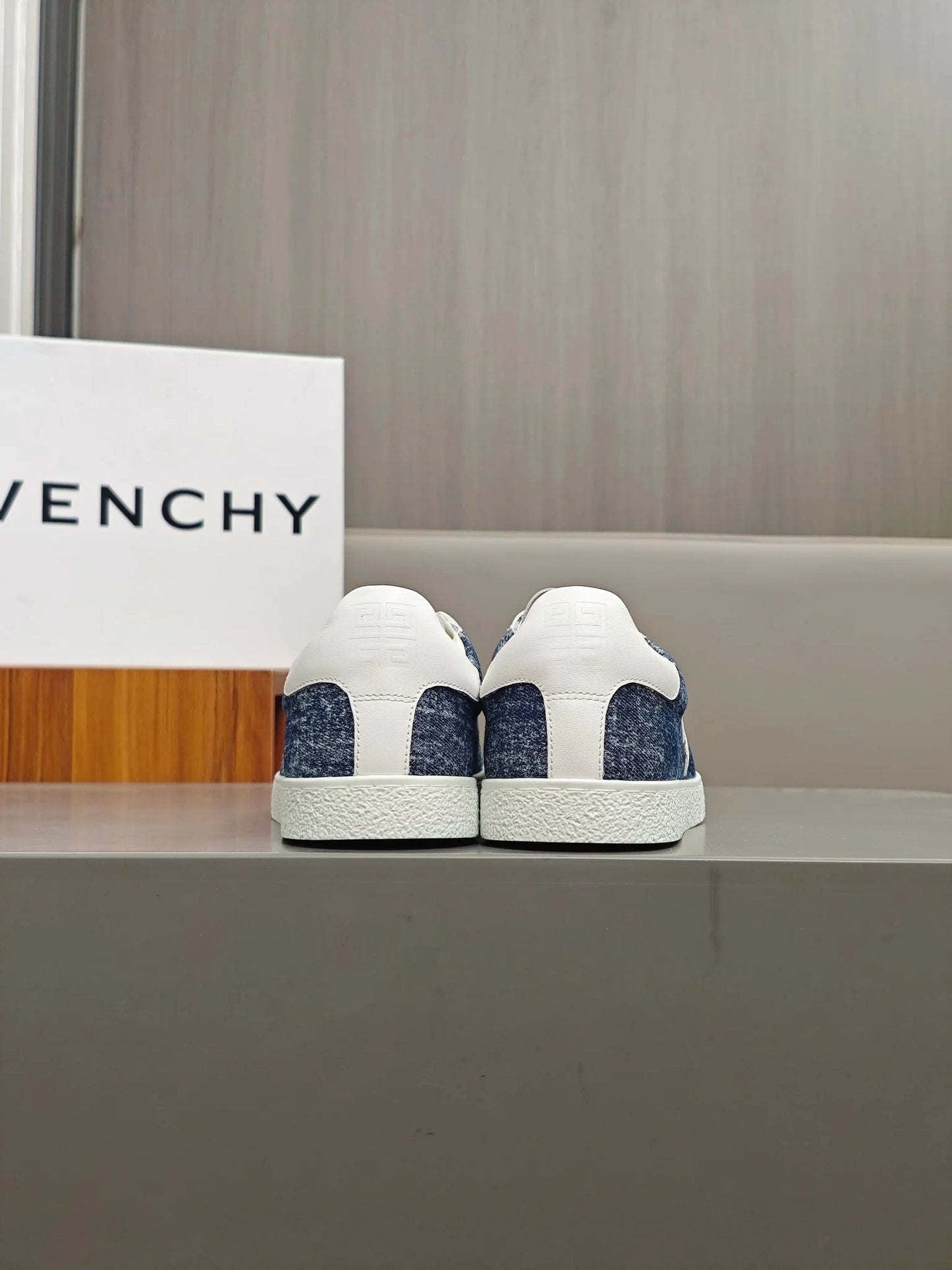 GVC SNEAKER