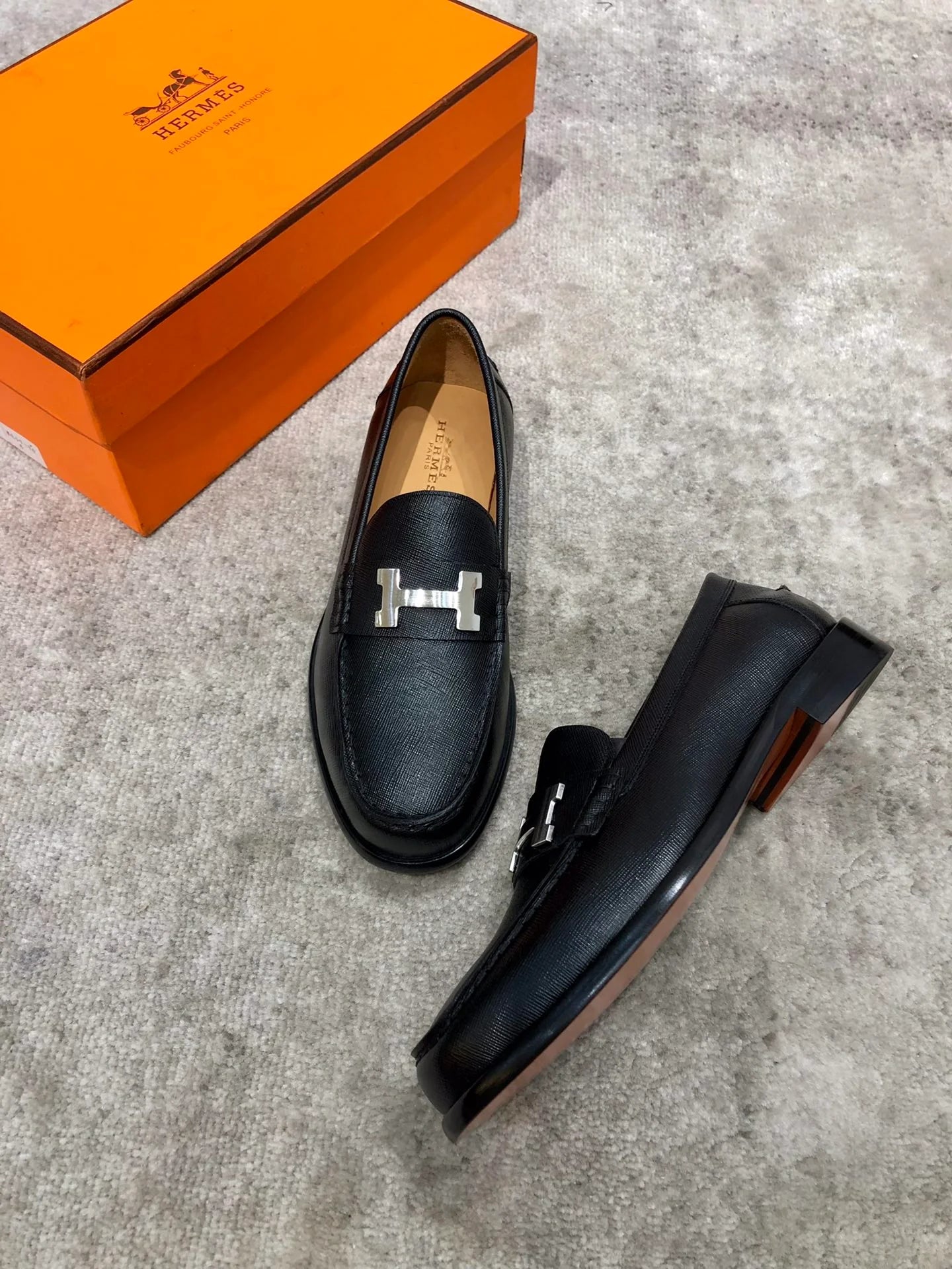 HERMES LOAFER