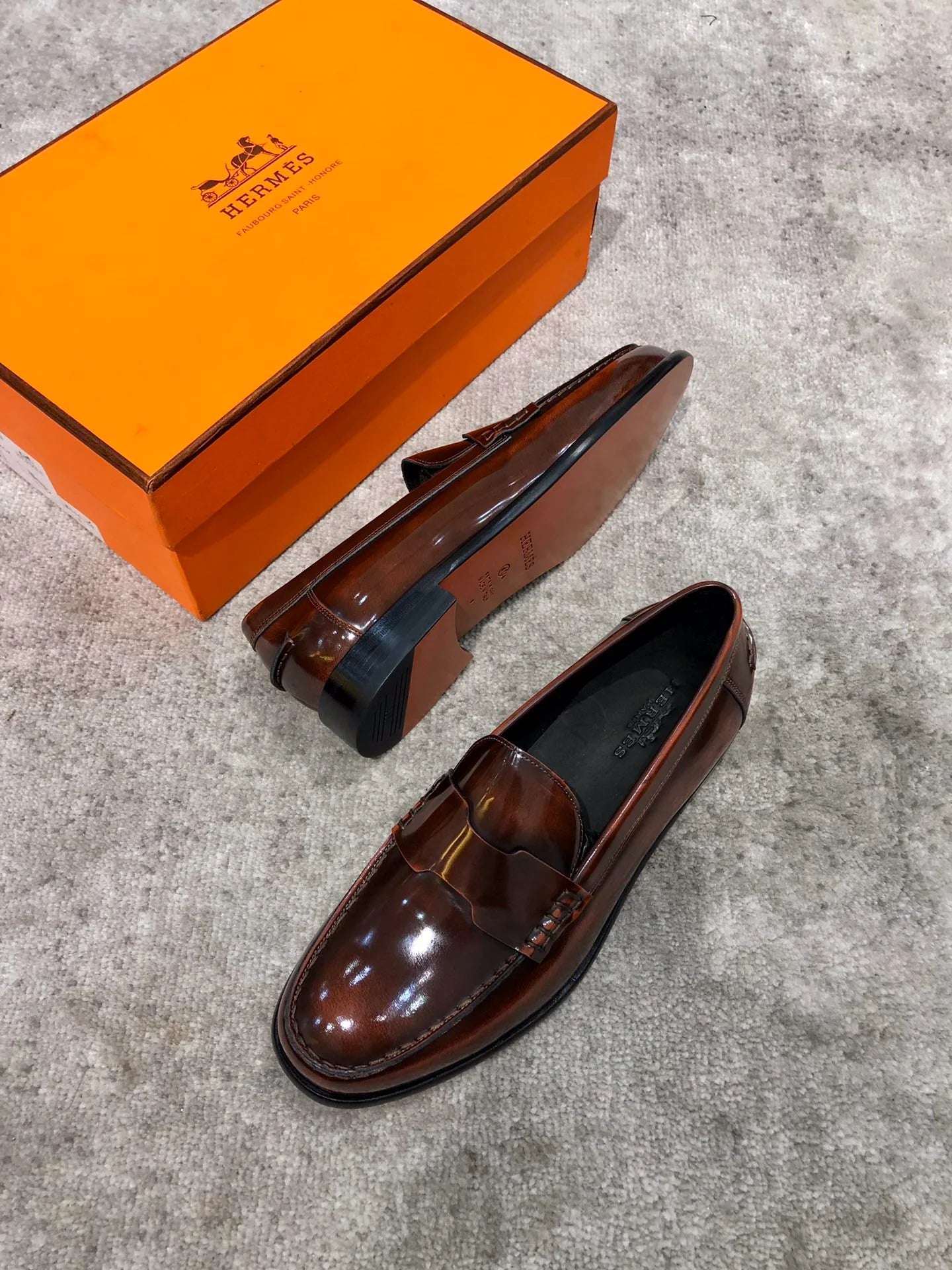 HERMES LOAFER