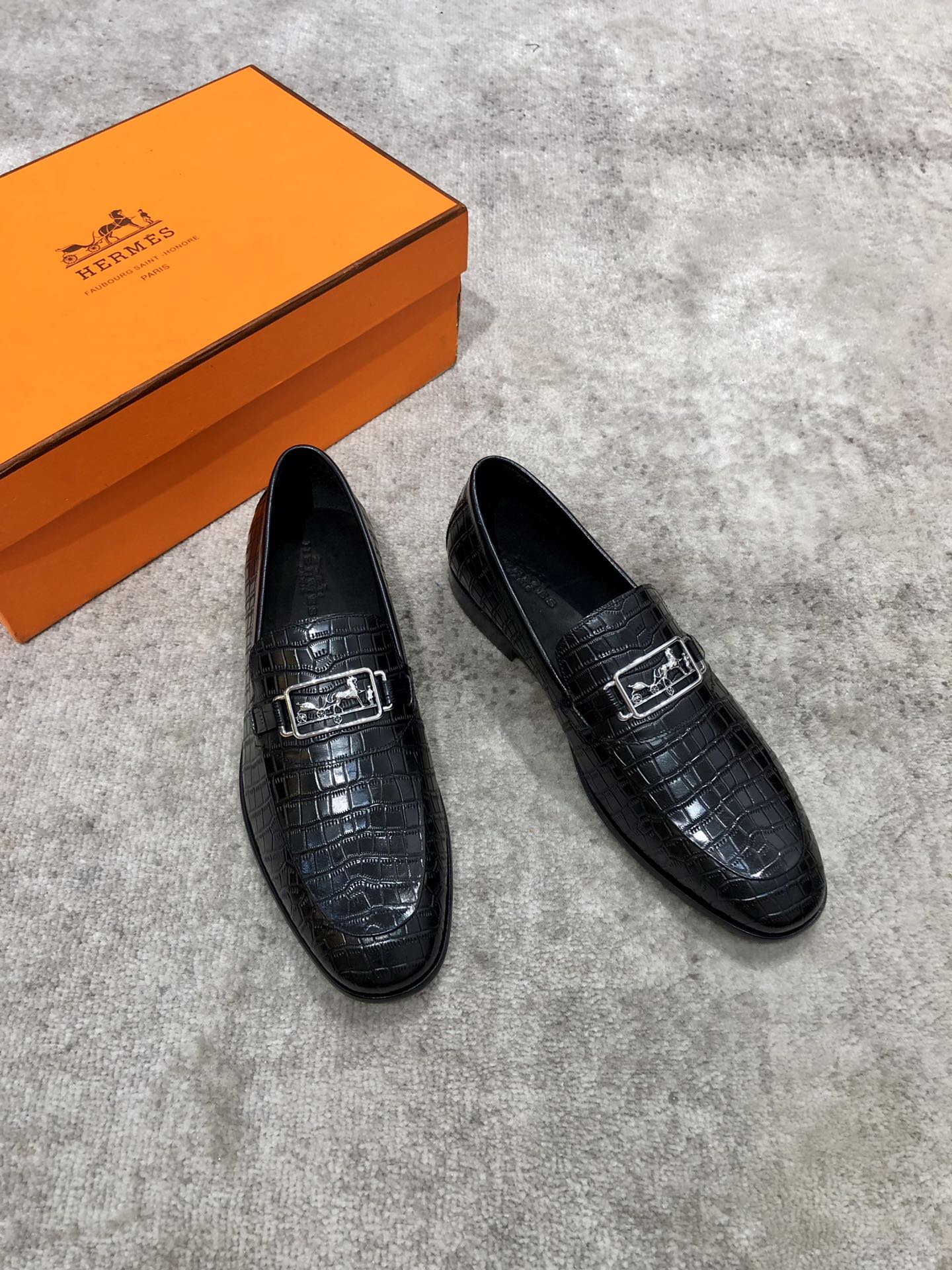 HERMES LOAFER
