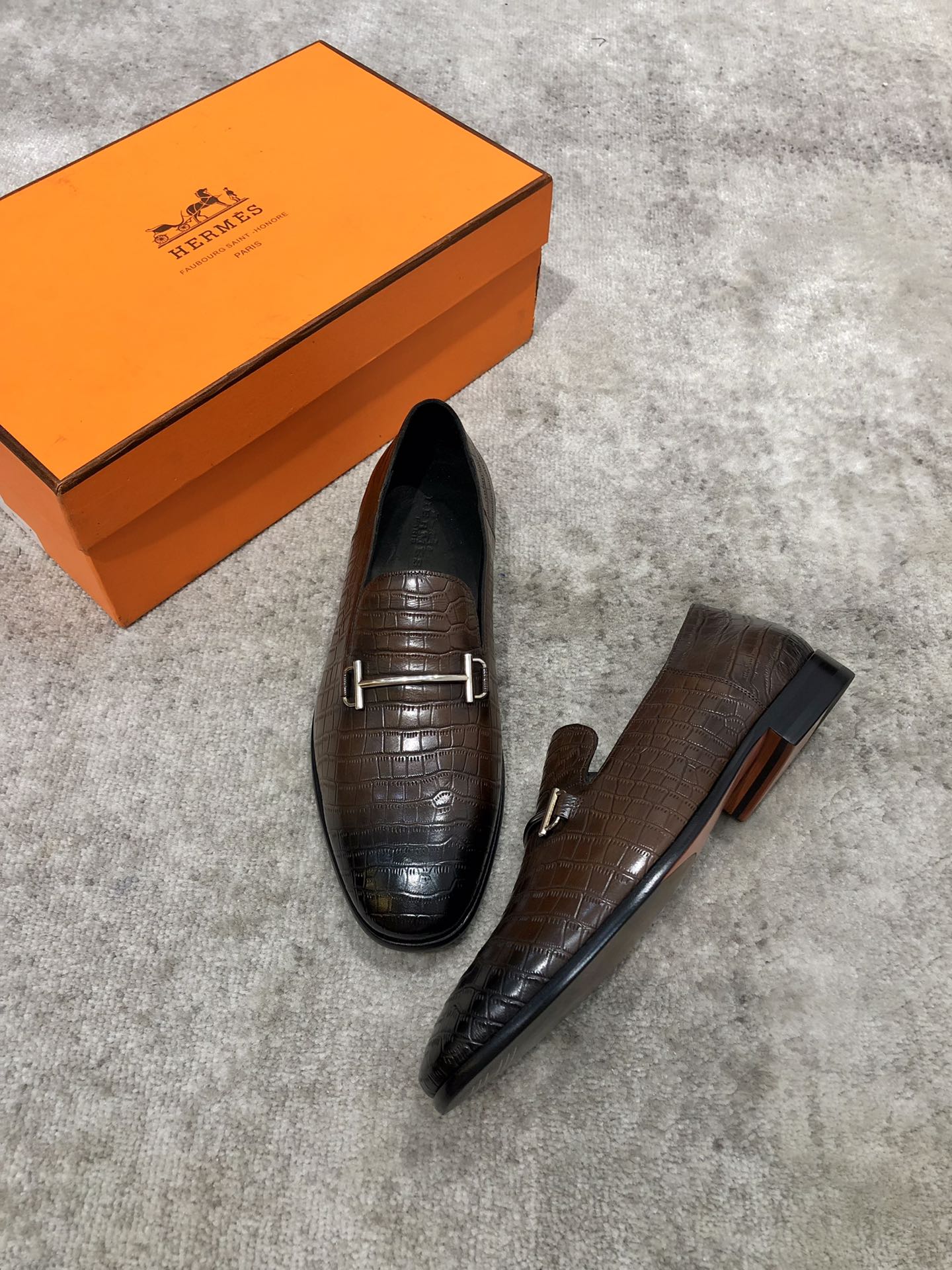 HERMES LOAFER