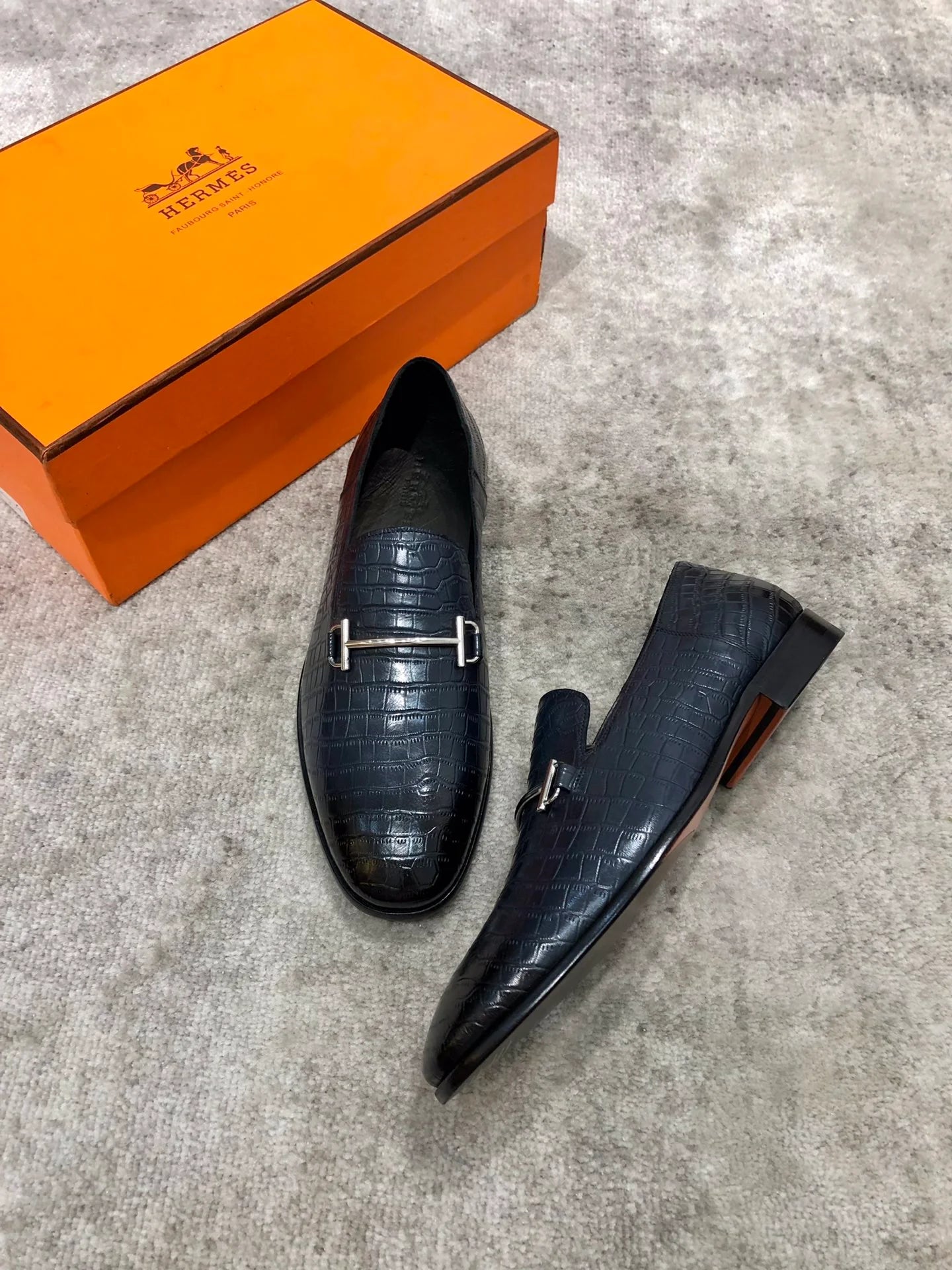 HERMES LOAFER