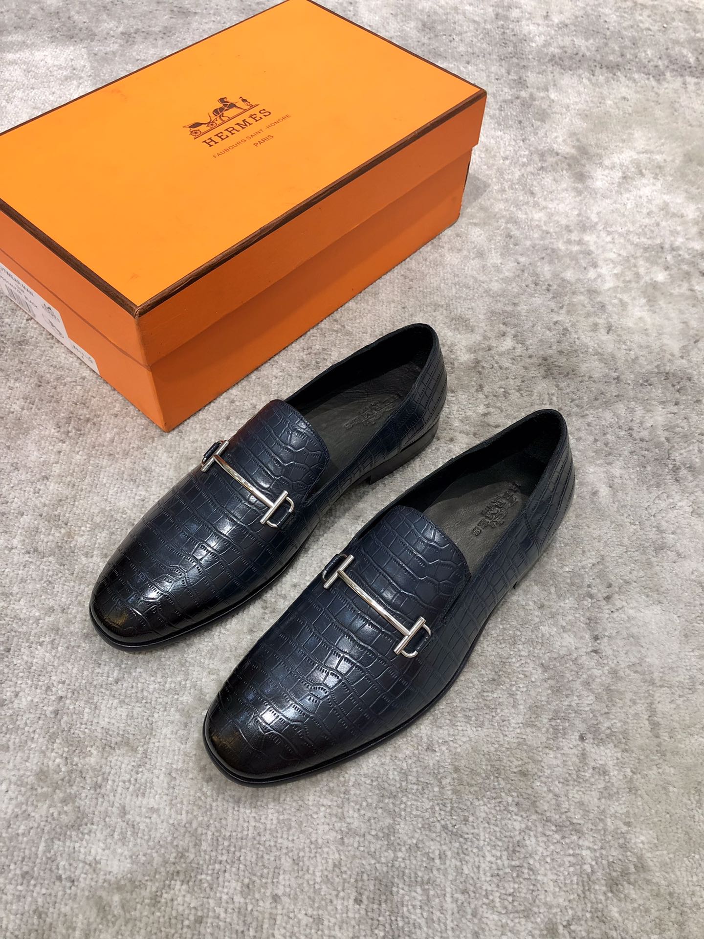 HERMES LOAFER