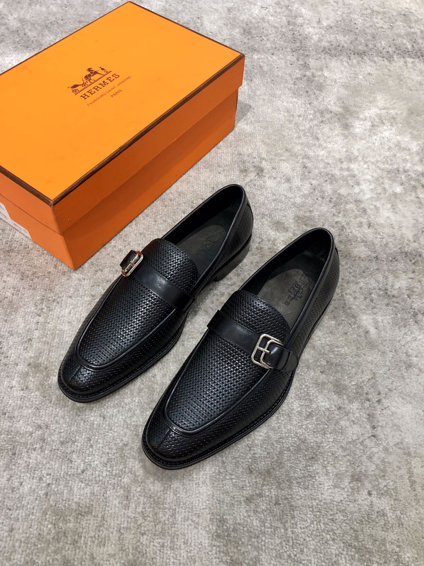 HERMES LOAFER