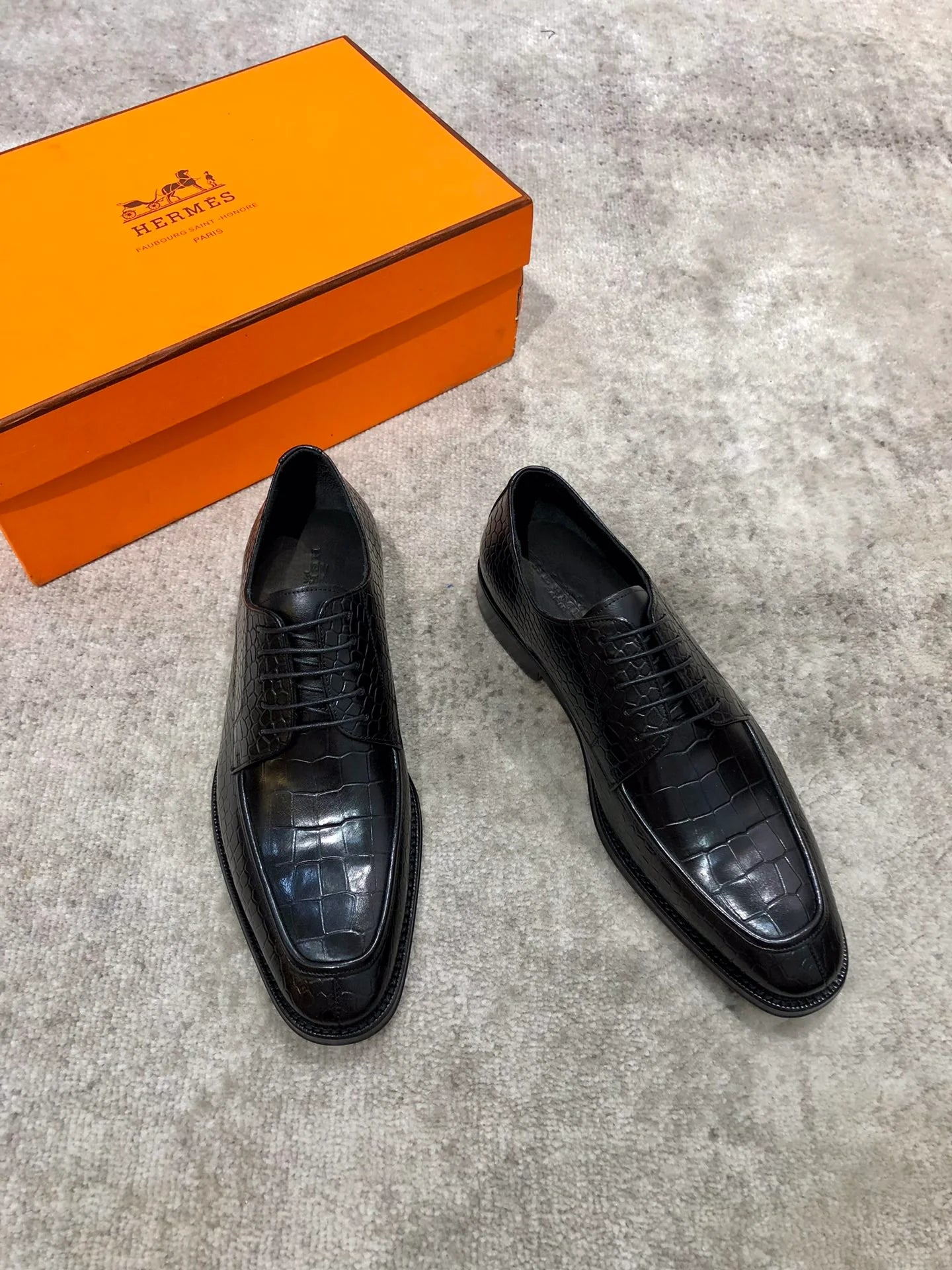 HERMES LOAFER