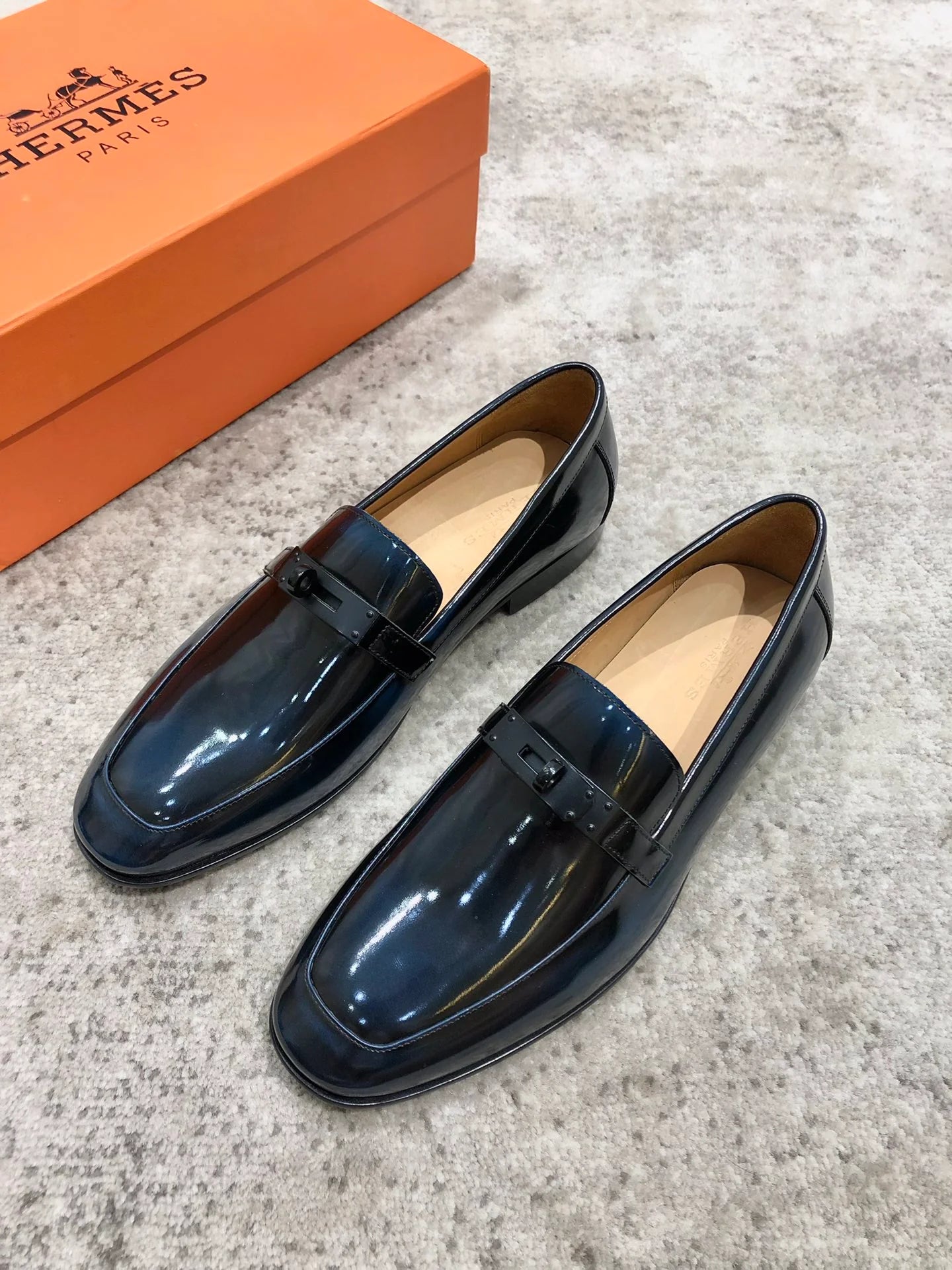 HERMES LOAFER