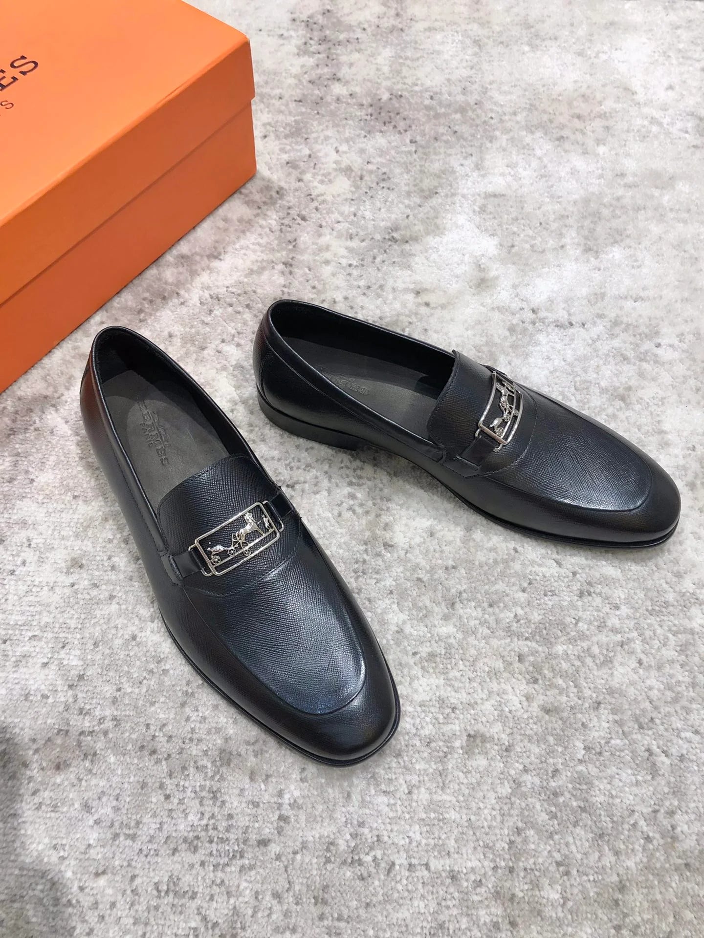 HERMES LOAFER
