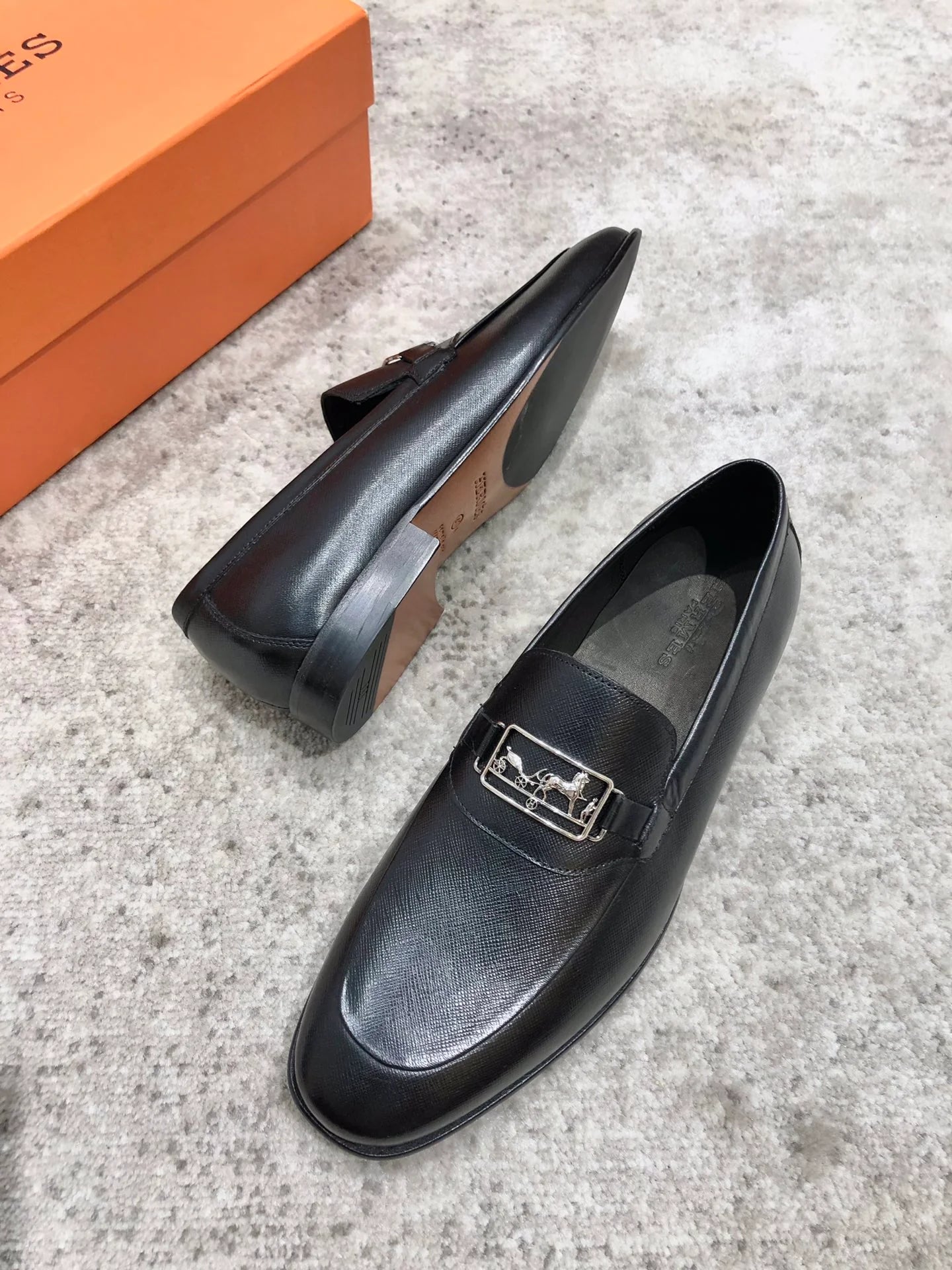 HERMES LOAFER