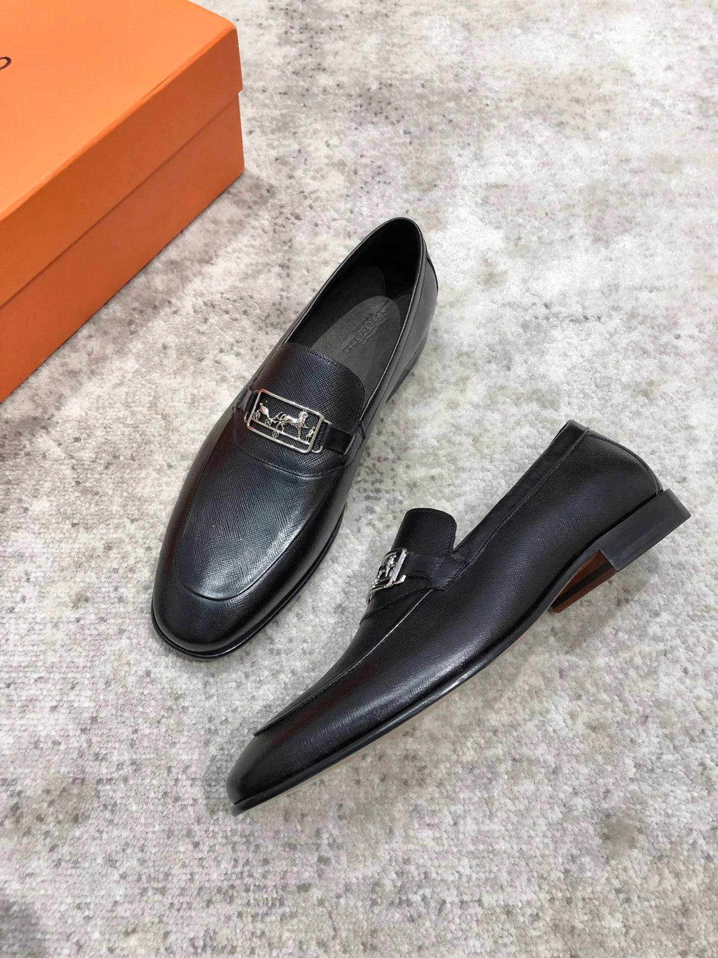 HERMES LOAFER