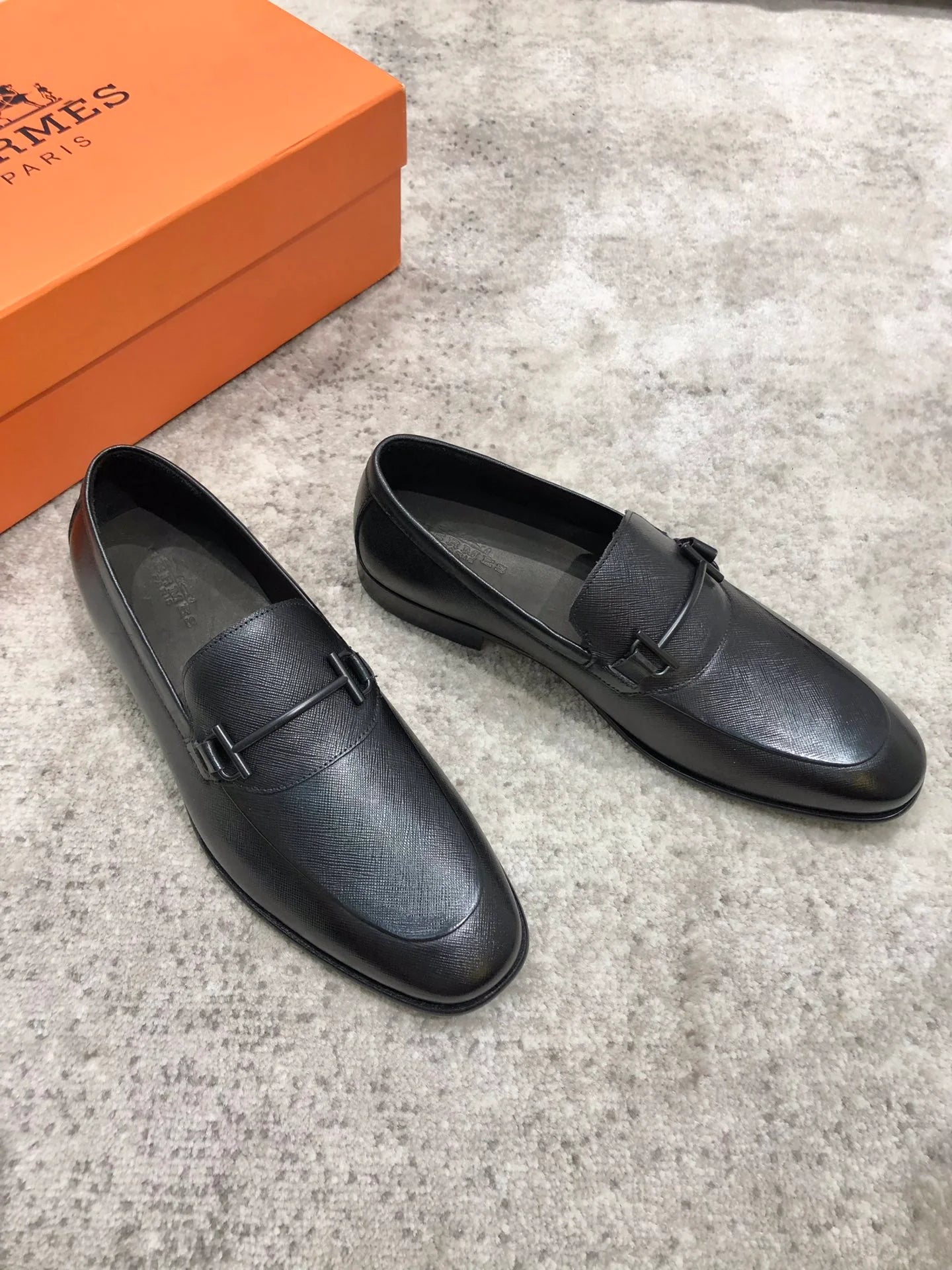 HERMES LOAFER