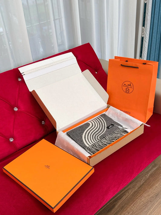 HERMES SCARF