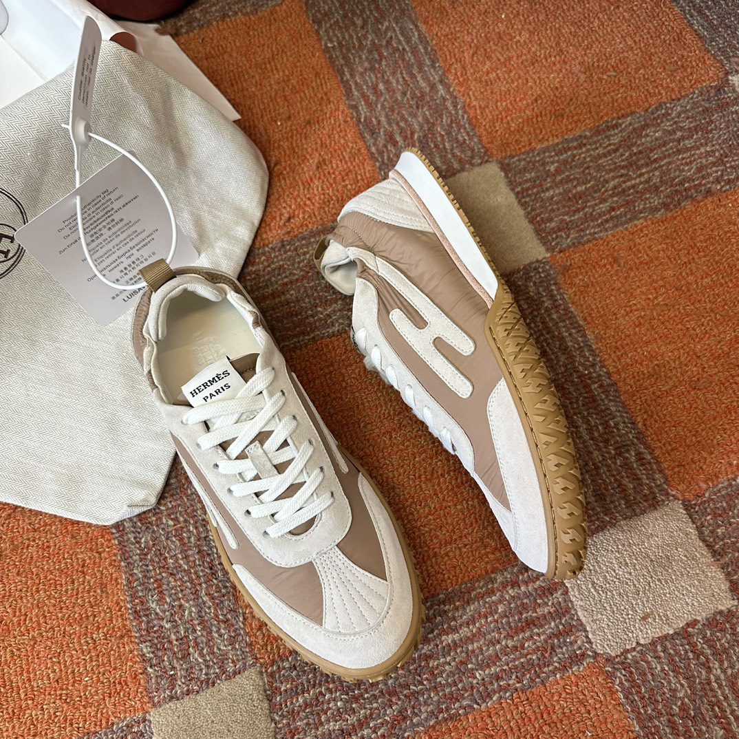 HERMES SNEAKER