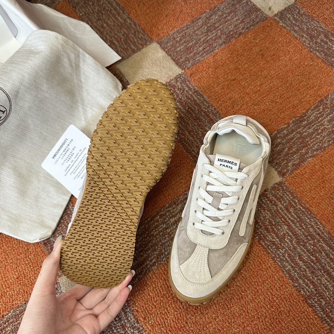 HERMES SNEAKER