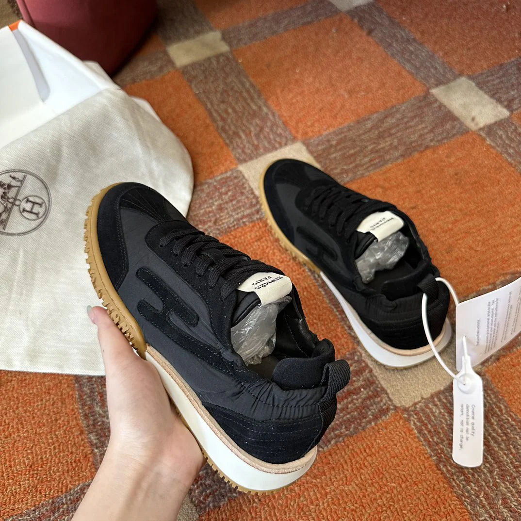 HERMES SNEAKER