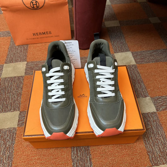 HERMES SNEAKER
