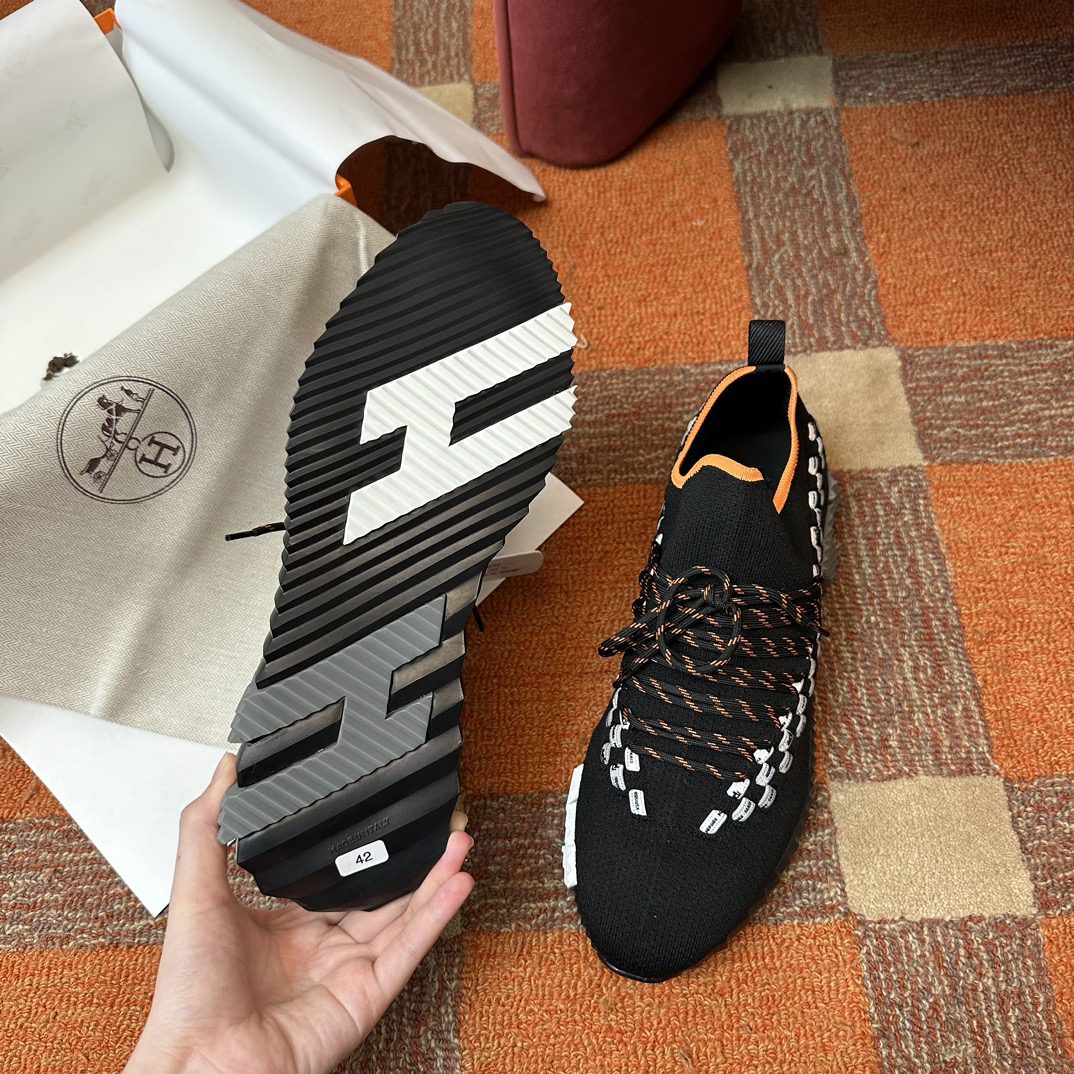 HERMES SNEAKER