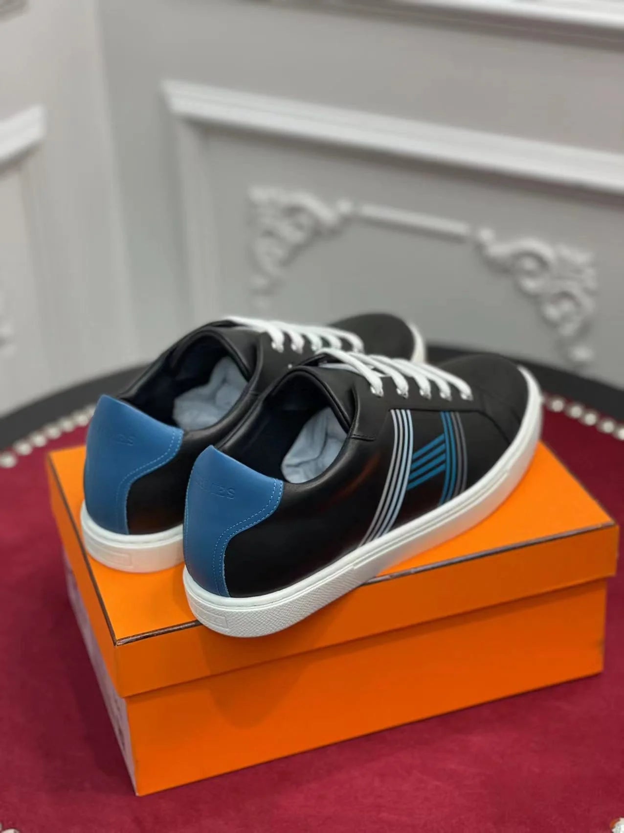 HERMES SNEAKER