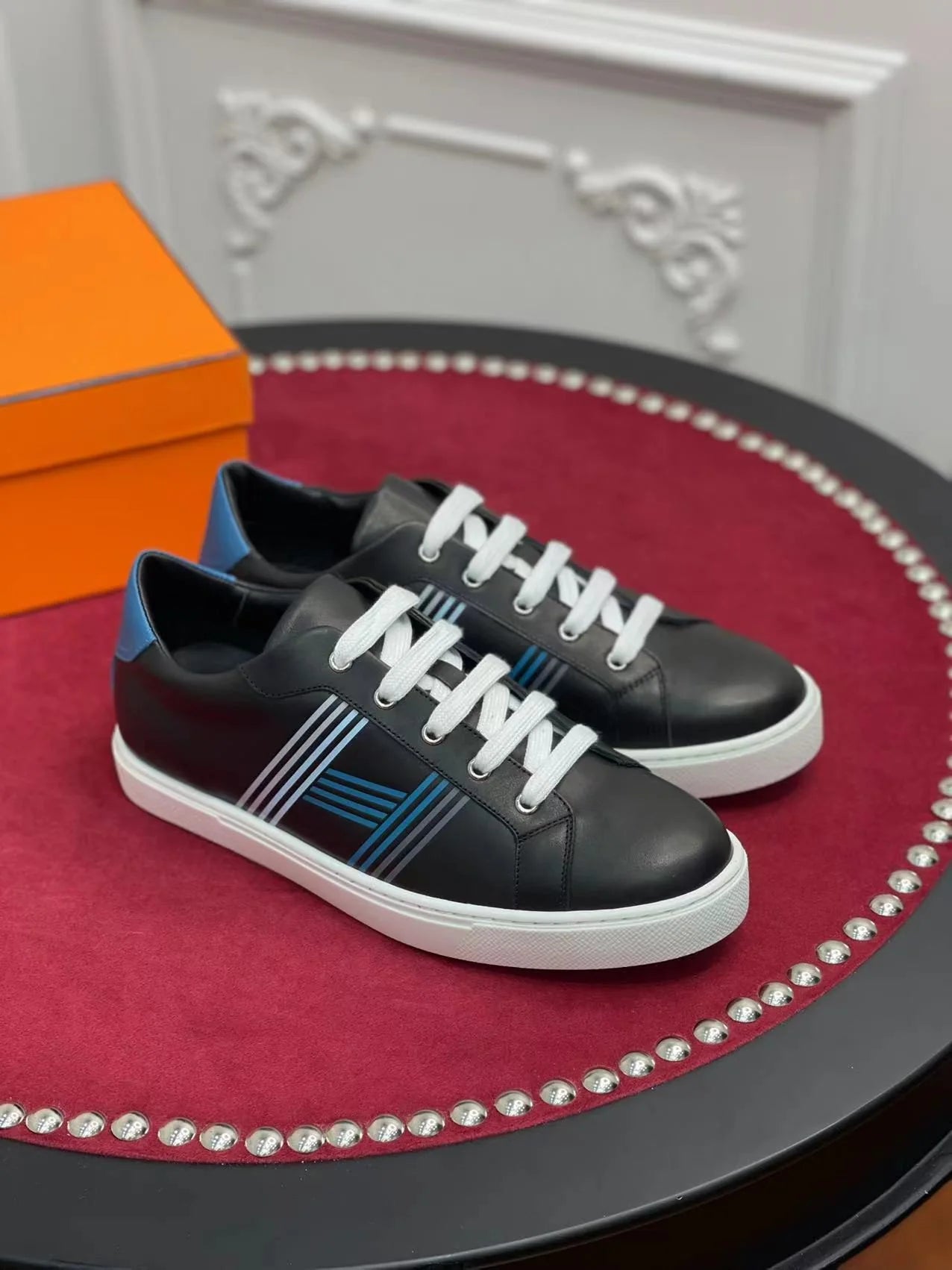 HERMES SNEAKER