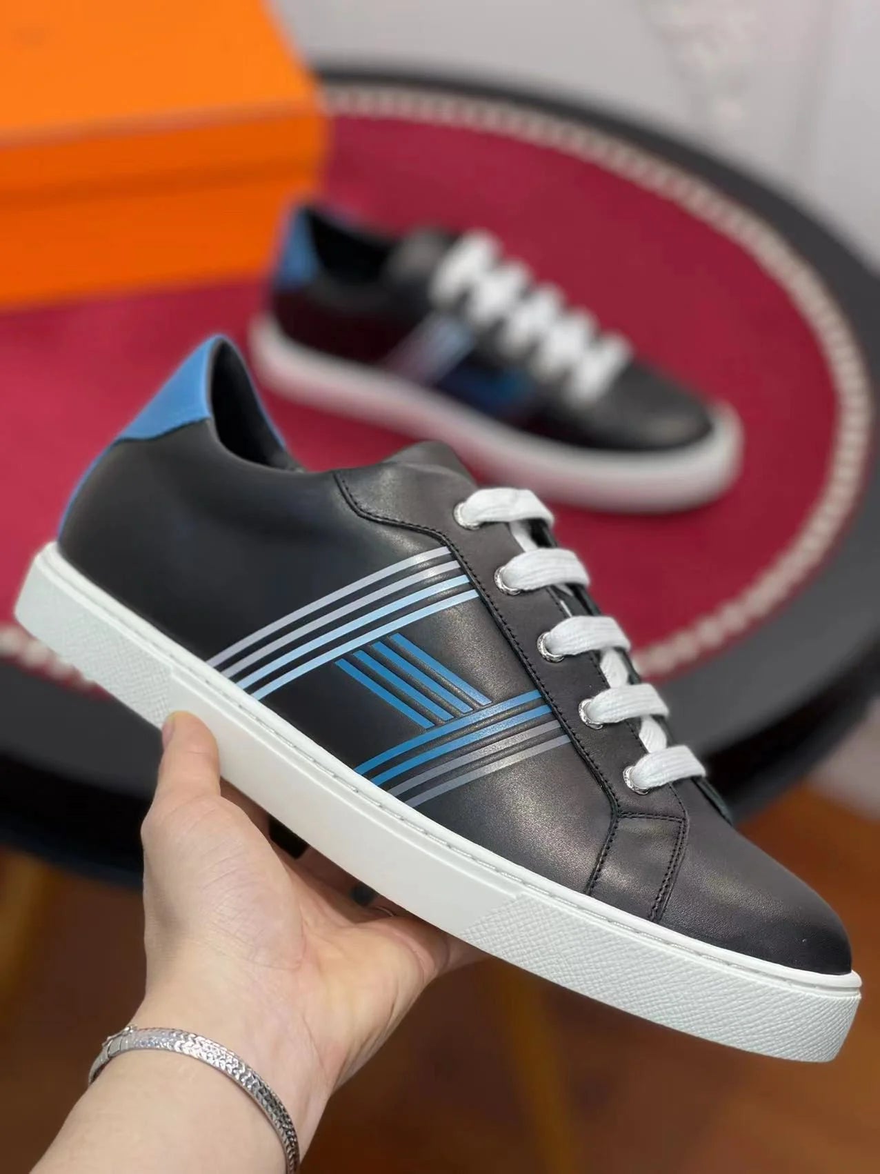 HERMES SNEAKER