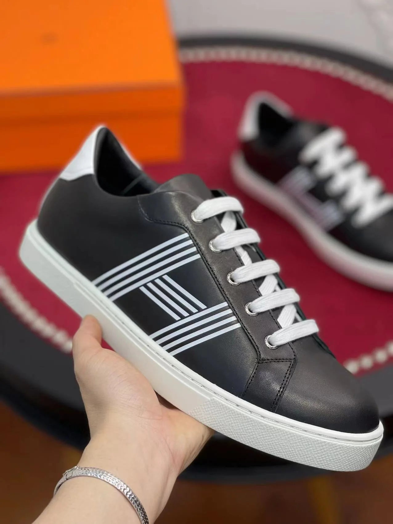 HERMES SNEAKER