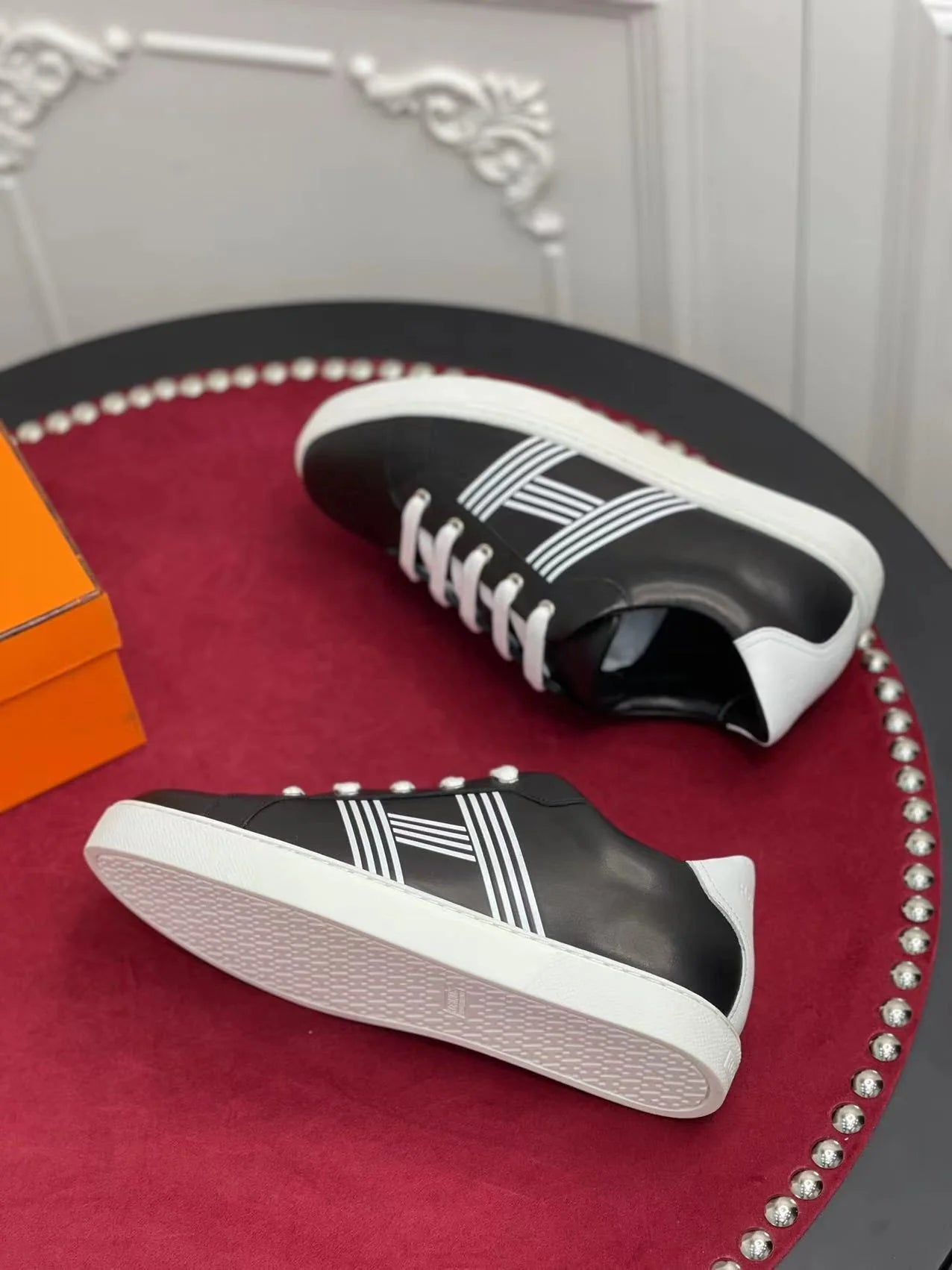 HERMES SNEAKER